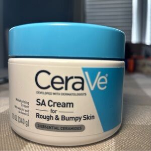 rave SA Cream for Rough Skin - Blue and White